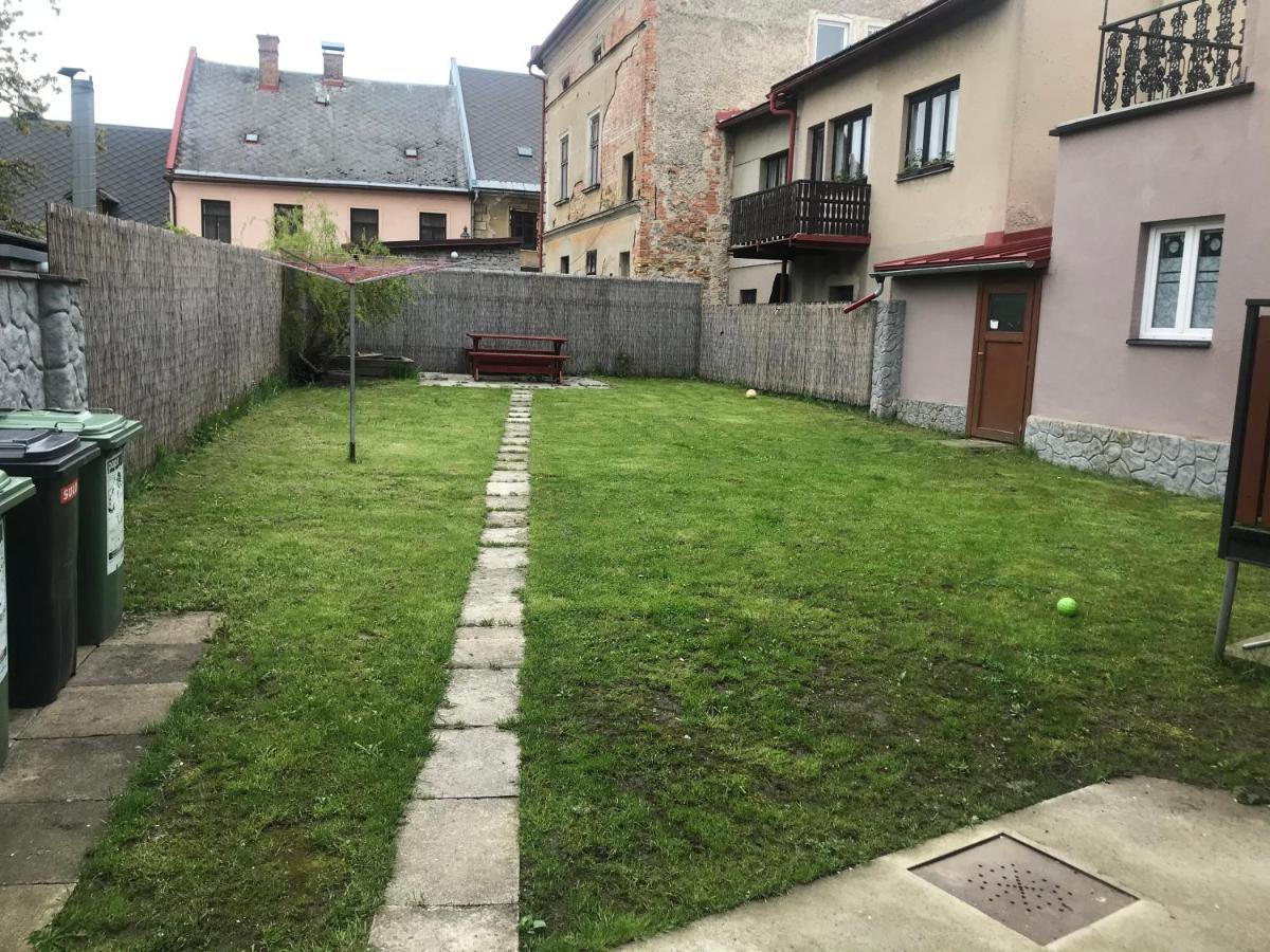 Vila Nikola Králiky Exteriér fotografie